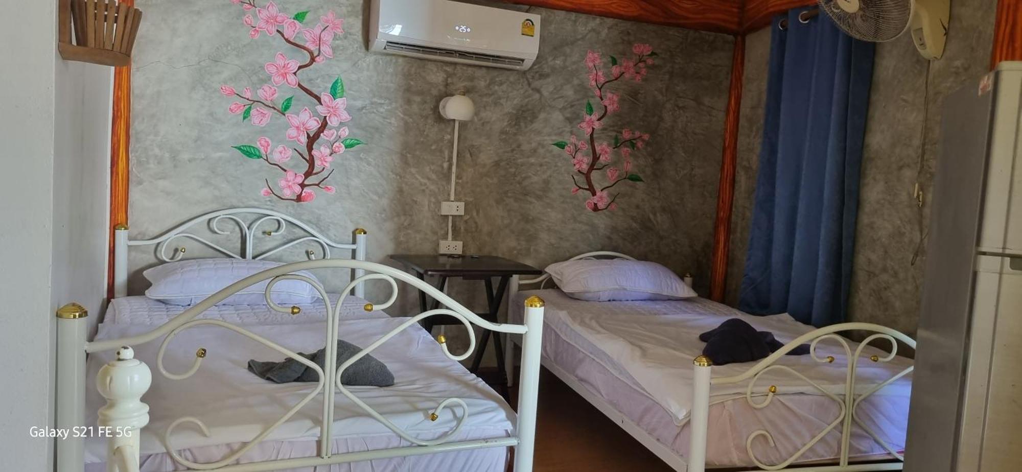 Maha Guest House Ко Чанг Екстериор снимка